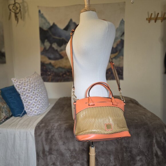 Dooney & Bourke Woven Embossed Satchel Crossbody Leather Coral Gold - Picture 2 of 16